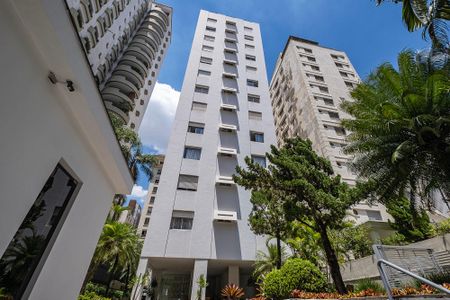 Apartamento à venda com 110m², 3 quartos e 2 vagasFachada