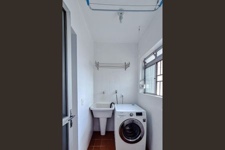 Apartamento à venda com 80m², 3 quartos e 1 vagaÁrea de Serviço