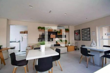 Apartamento à venda com 32m², 2 quartos e sem vaga Apartamento à venda com 32m², 2 quartos e sem vagaSalão de Festas