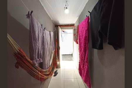 Casa à venda com 38m², 2 quartos e sem vaga