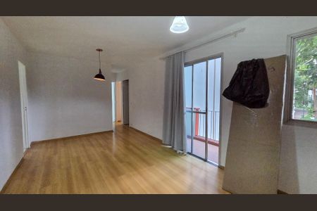 Apartamento à venda com 64m², 2 quartos e 1 vaga