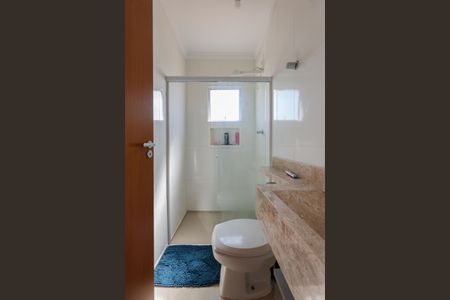 Casa para alugar com 140m², 2 quartos e 2 vagasBanheiro