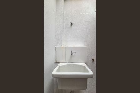 Área de Serviço de casa para alugar com 2 quartos, 70m² em Jardim Ubirajara, São Paulo