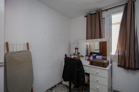 Quarto 2 de apartamento para alugar com 2 quartos, 39m² em Jardim Mitsutani, São Paulo