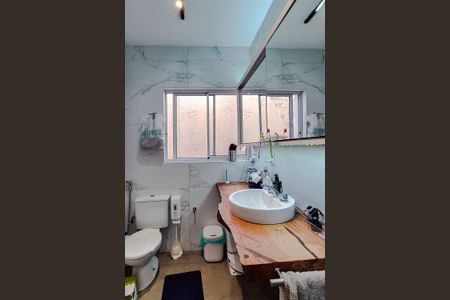 Casa à venda com 250m², 4 quartos e 3 vagasBanheiro