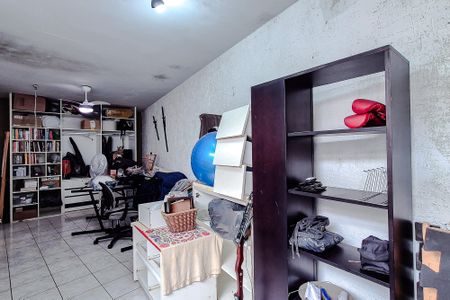 Casa à venda com 250m², 4 quartos e 3 vagasQuarto 2