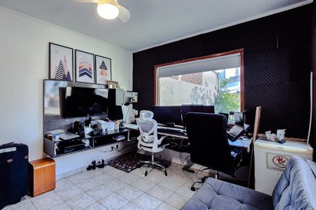 Casa à venda com 250m², 4 quartos e 3 vagasQuarto 4