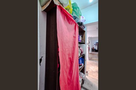 Casa à venda com 250m², 4 quartos e 3 vagasQuarto de Serviço