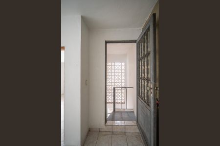 Casa à venda com 250m², 4 quartos e 3 vagas Casa à venda com 250m², 4 quartos e 3 vagasCorredor