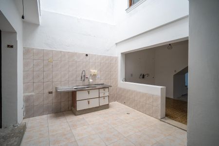 Casa à venda com 250m², 4 quartos e 3 vagas Casa à venda com 250m², 4 quartos e 3 vagasCozinha