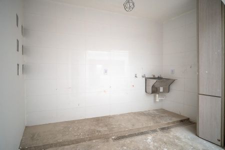 Casa à venda com 250m², 4 quartos e 3 vagas Casa à venda com 250m², 4 quartos e 3 vagasÁrea de serviço