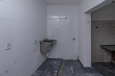 Área de serviço de casa à venda com 4 quartos, 250m² em Cursino, São Paulo
