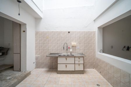 Casa à venda com 250m², 4 quartos e 3 vagas Casa à venda com 250m², 4 quartos e 3 vagasCozinha