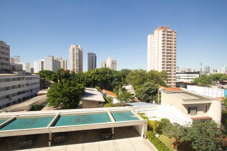 Apartamento à venda com 74m², 1 quarto e 1 vagaVista