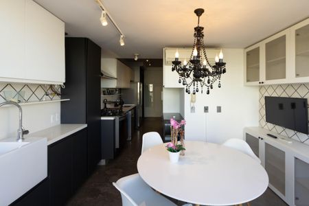 Apartamento à venda com 74m², 1 quarto e 1 vagaCozinha