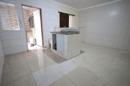 Cozinha de casa para alugar com 2 quartos, 65m² em Jardim Santo André, Santo André