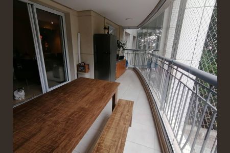 Apartamento à venda com 128m², 3 quartos e 3 vagasVaranda