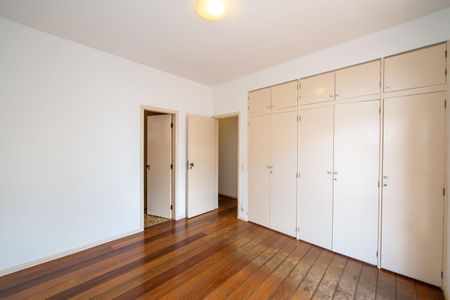 Apartamento à venda com 110m², 3 quartos e 1 vagaQUARTO3