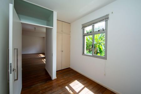 Apartamento à venda com 110m², 3 quartos e 1 vagaQUARTO1