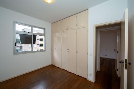 Apartamento à venda com 110m², 3 quartos e 1 vagaQUARTO2