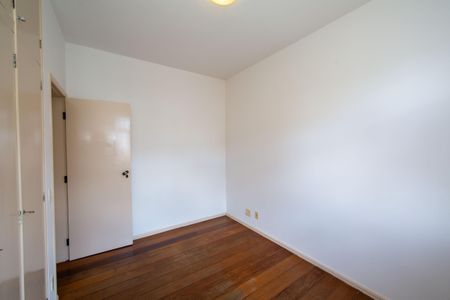 Apartamento à venda com 110m², 3 quartos e 1 vagaQUARTO2