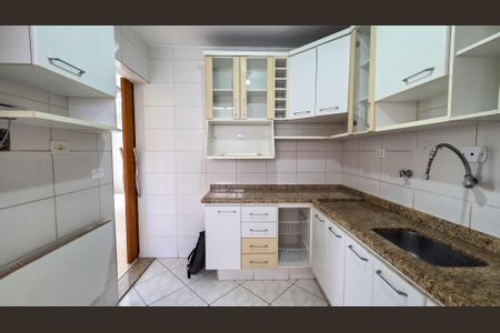 Cozinha de apartamento à venda com 2 quartos, 64m² em Jardim Taquaral, São Paulo