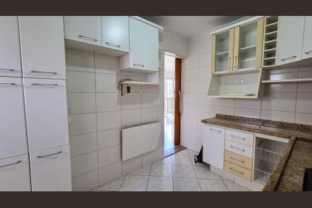 Cozinha de apartamento à venda com 2 quartos, 64m² em Jardim Taquaral, São Paulo