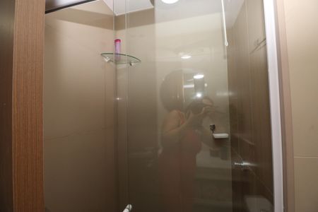 Banheiro de apartamento para alugar com 1 quarto, 35m² em Graça, Salvador