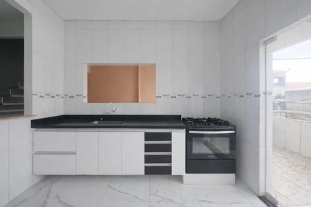 Cozinha de casa para alugar com 1 quarto, 60m² em Rochdale, Osasco
