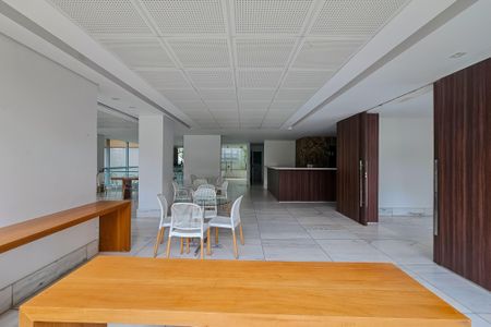 Apartamento à venda com 97m², 2 quartos e 2 vagasÁrea comum - Salão de festas