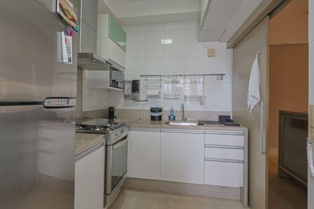 Apartamento à venda com 97m², 2 quartos e 2 vagasCozinha