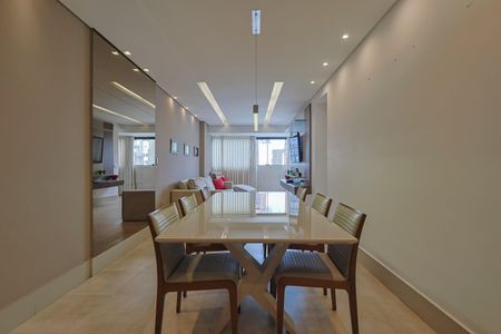 Apartamento à venda com 97m², 2 quartos e 2 vagasSala