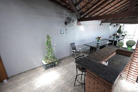 Apartamento à venda com 157m², 3 quartos e 2 vagasCobertura