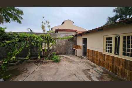 Casa para alugar com 200m², 3 quartos e 3 vagasQuintal