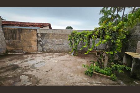 Casa para alugar com 200m², 3 quartos e 3 vagasQuintal