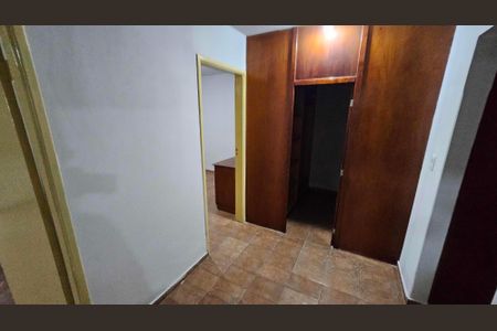 Casa para alugar com 200m², 3 quartos e 3 vagasHall