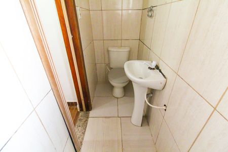 Casa para alugar com 90m², 2 quartos e 2 vagasBanheiro