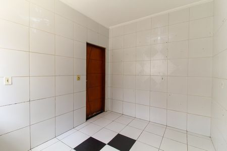 Casa para alugar com 90m², 2 quartos e 2 vagasCozinha