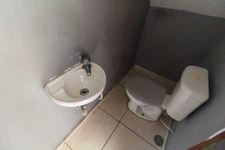 Casa para alugar com 90m², 2 quartos e 2 vagasLavabo