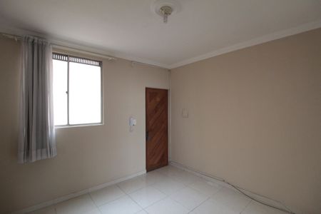 Sala de apartamento para alugar com 2 quartos, 45m² em Itapoã, Belo Horizonte