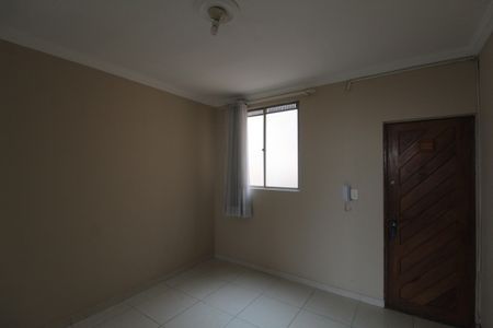 Sala de apartamento para alugar com 2 quartos, 45m² em Itapoã, Belo Horizonte