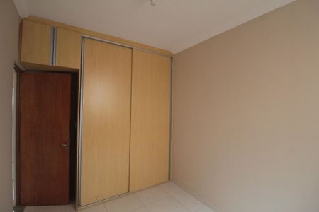 Quarto 1 de apartamento para alugar com 2 quartos, 45m² em Itapoã, Belo Horizonte