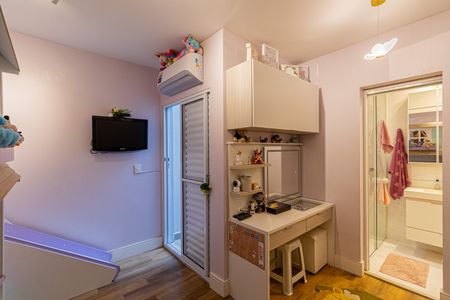 Casa à venda com 165m², 3 quartos e 3 vagasSuíte 2