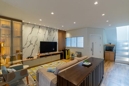 Casa à venda com 165m², 3 quartos e 3 vagasSala e Cozinha 