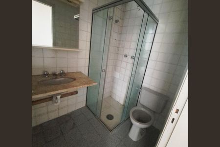 Apartamento para alugar com 65m², 2 quartos e 2 vagas Apartamento para alugar com 65m², 2 quartos e 2 vagasBanheiro