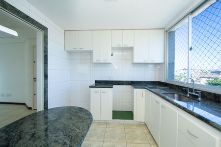 Apartamento para alugar com 160m², 3 quartos e 2 vagasCOZINHA