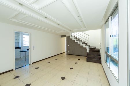 SALA de apartamento para alugar com 3 quartos, 160m² em Barreiro, Belo Horizonte