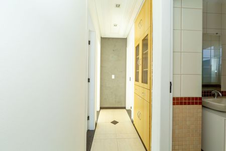 Apartamento para alugar com 160m², 3 quartos e 2 vagasCORREDOR