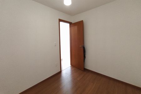Quarto 2 de apartamento para alugar com 2 quartos, 44m² em Vila Satúrnia, Campinas