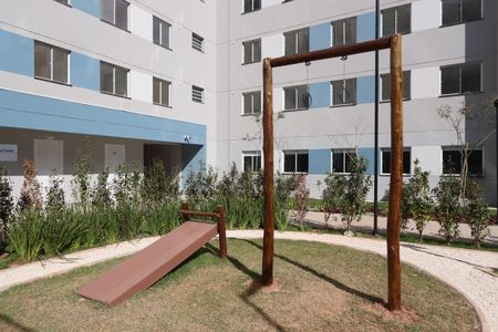 Apartamento para alugar com 4m², 2 quartos e sem vagaÁrea comum - Fitness